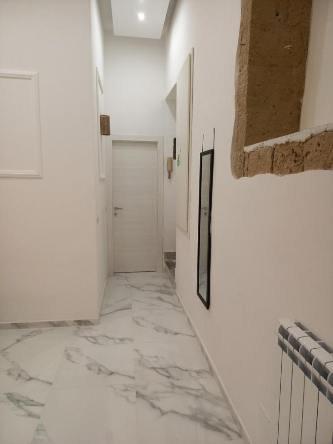 Luisa'S Apartment Naples Luaran gambar